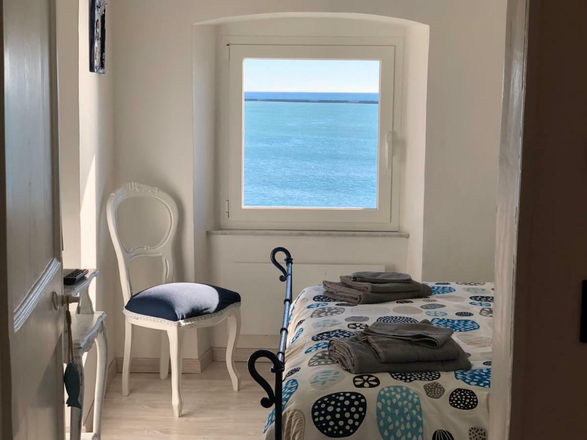 La Casetta Di Dory Sul Mare Генуя Экстерьер фото