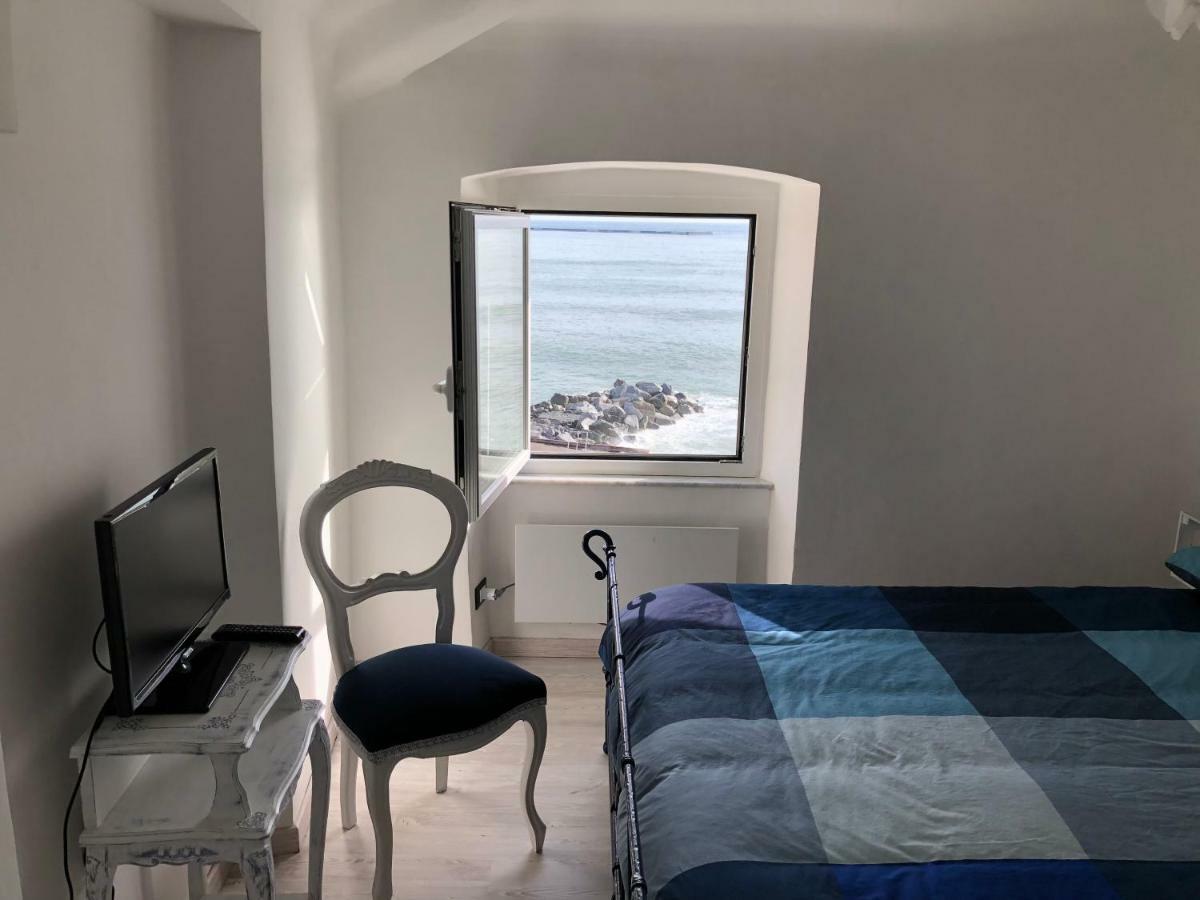 La Casetta Di Dory Sul Mare Генуя Экстерьер фото